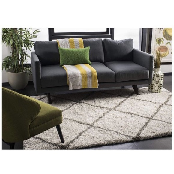 Soft shag 6x9 rug - brand new - Picture 3 of 8